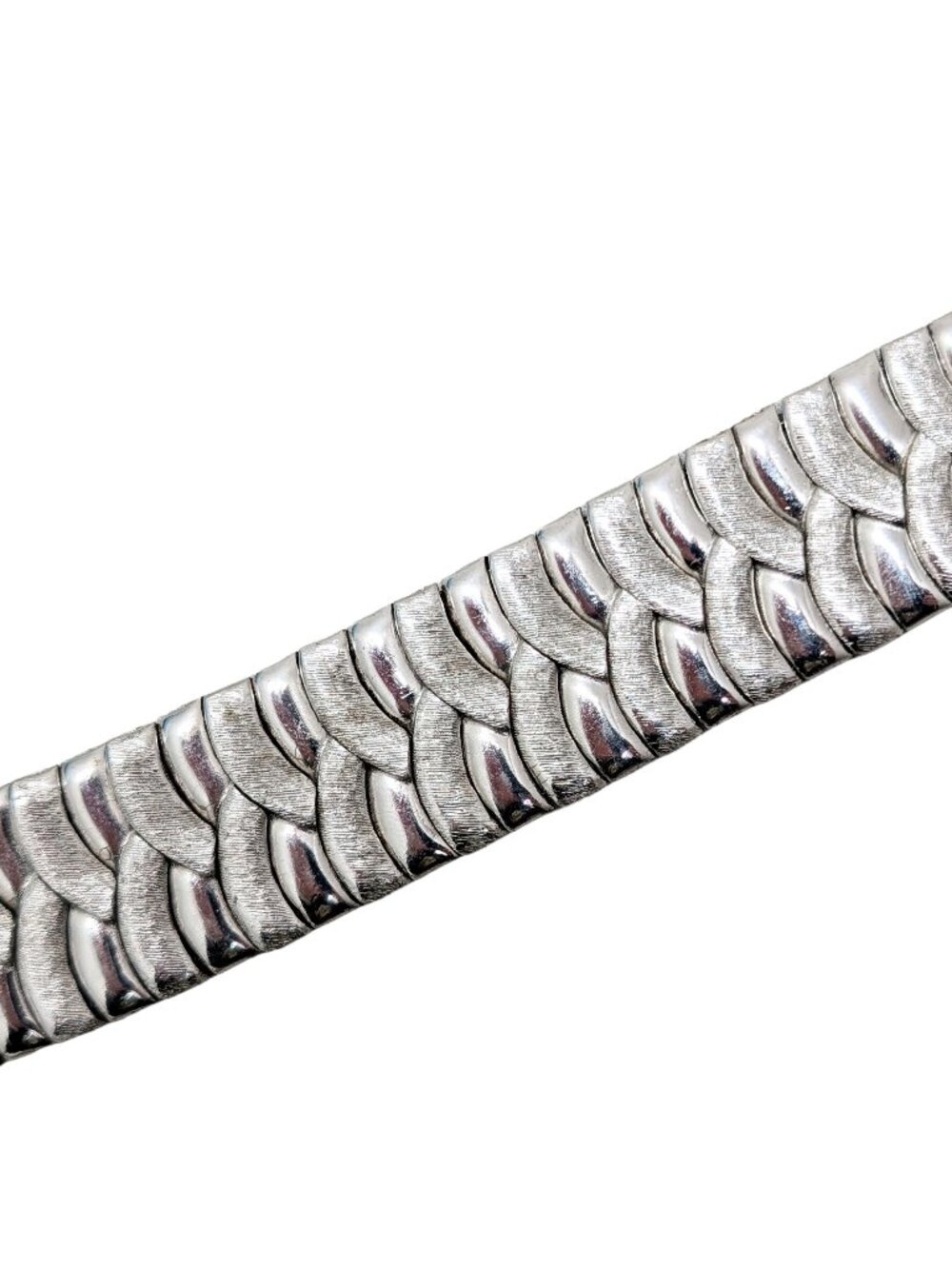 Vintage 1958 Signed Crown Trifari Rhodium Plated Asian Inspired Wave Bracelet